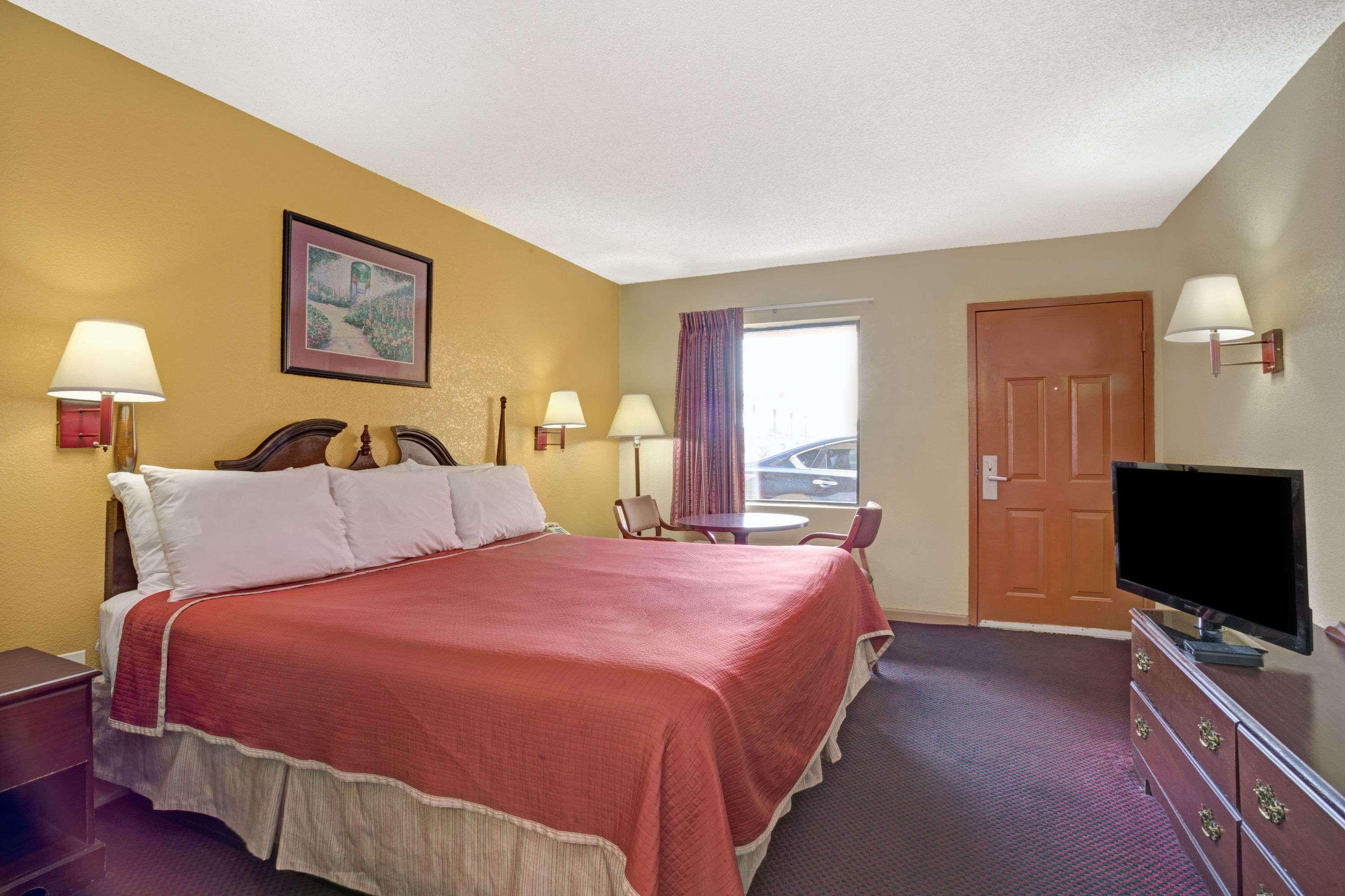 Hotel Travelodge By Wyndham Atlanta South *