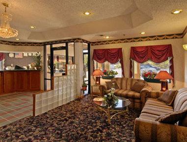 Travelodge By Wyndham Atlanta South