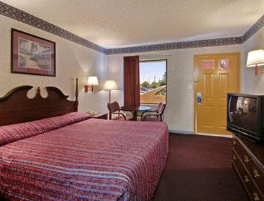Travelodge By Wyndham Atlanta South * Forest Park